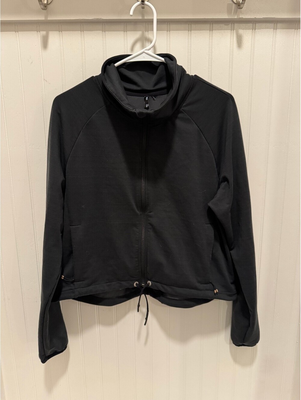REI Co-op Women's Large Black Lightweight Full-Zip Jacket with Drawstring Hem